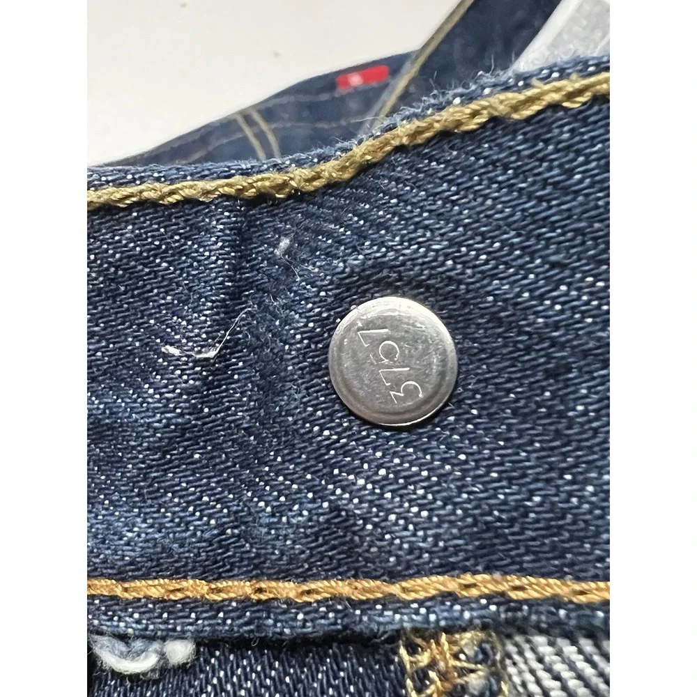 Levis elevate your